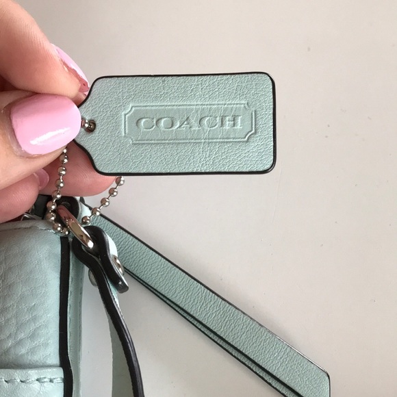 Coach Purse - Picture 5 of 6